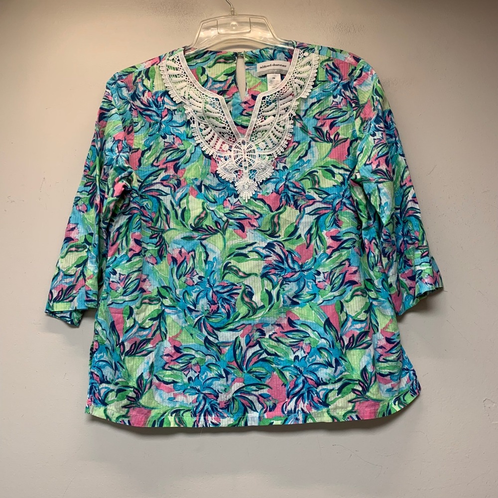 Alfred Dunner Blouse Womens PM Multi Excellent Lace Neck Tropical Floral Top